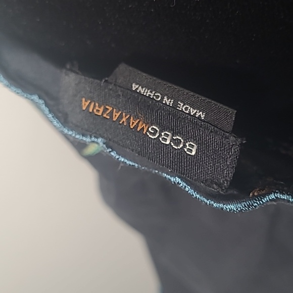 BCBG Women's Top - Picture 4 of 9